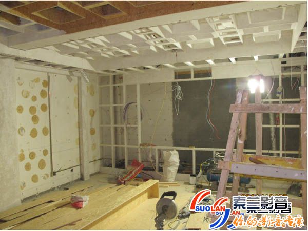 龙湖滟澜山去年的重点工程,今年拆除重新装修!~关注! 家庭影院装修