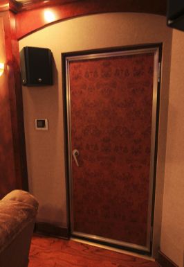 家庭影院隔音门