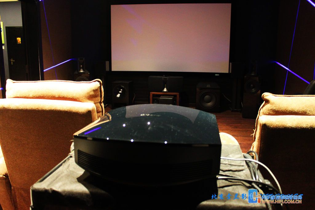 索尼HW30ES投影机实物照片 20111216125059995
