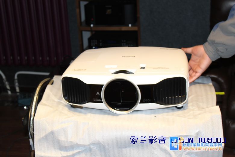 Epson 3D影院投影机TW8500评测( TW8000国外型号) 20120217034455371