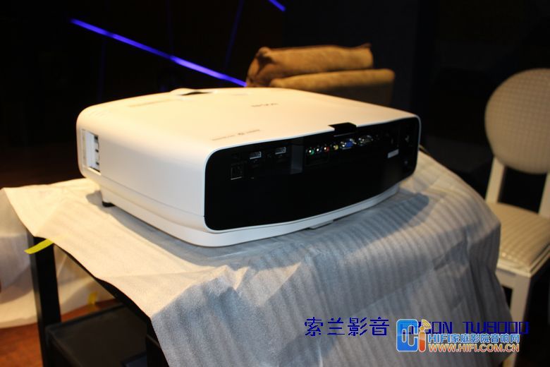Epson 3D影院投影机TW8500评测( TW8000国外型号) 20120217034455761