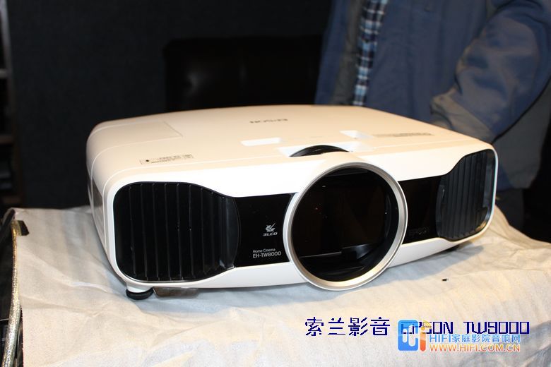 Epson 3D影院投影机TW8500评测( TW8000国外型号) 20120217034455918
