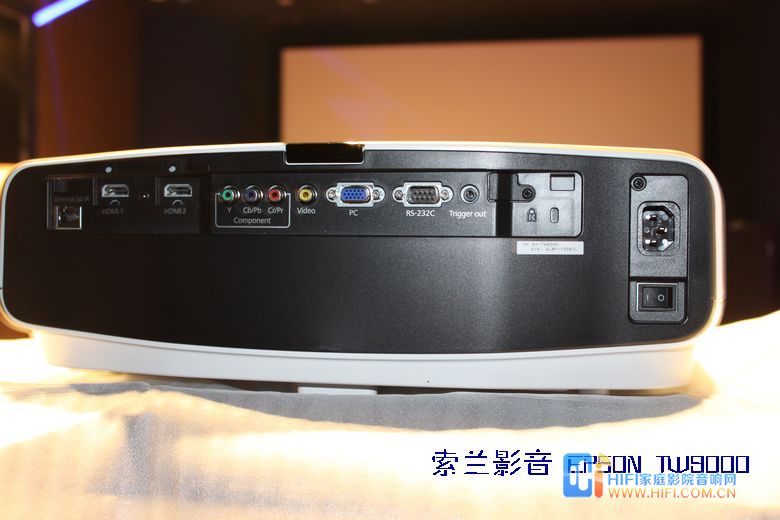 Epson 3D影院投影机TW8500评测( TW8000国外型号) 20120217034455972