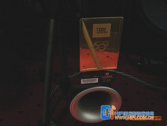 JBL60周年纪念版TL260音箱 20120301055036782