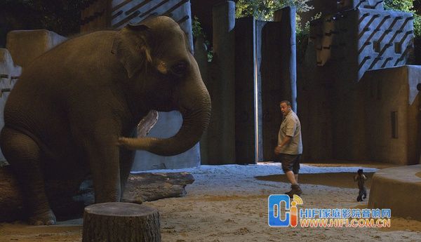 《动物园看守》詹姆斯联手动物明星造爱情喜剧 动物园看守