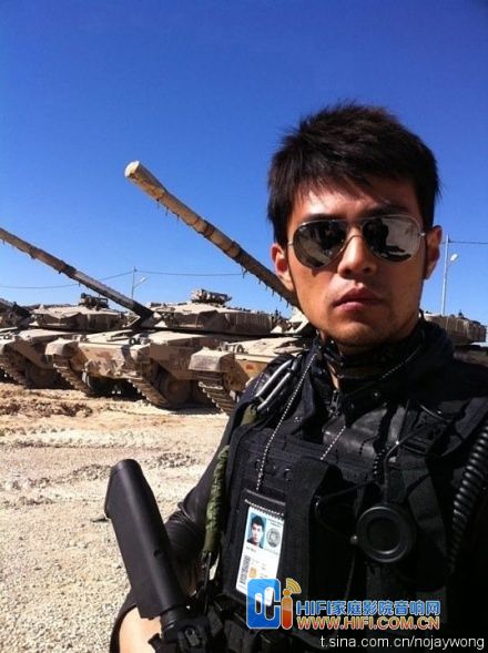 《逆战》弟弟哥哥一警一匪上演火爆对战 逆战