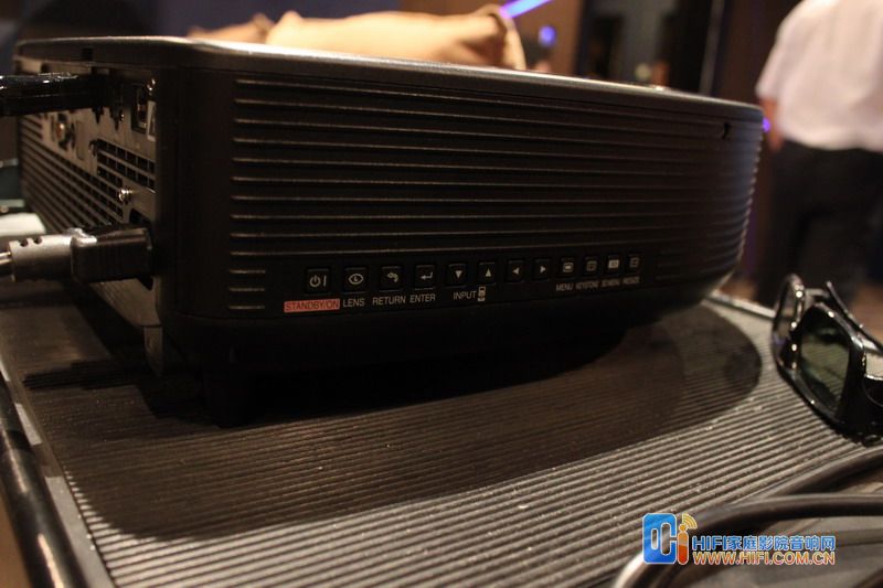 SHARP Z3000实物照片