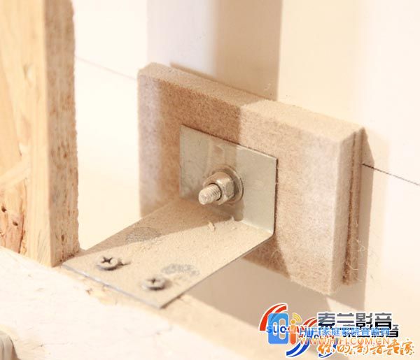 L型支撑龙骨架