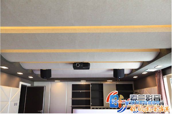 万万树家庭影院工程施工完设备进场调试 家庭影院装修