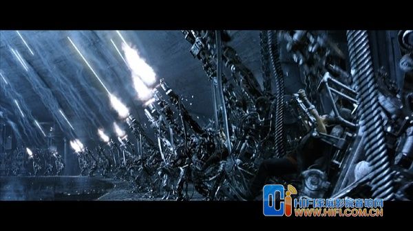 《黑客帝国3矩阵革命》人类、程序和机器找到一种合作 黑客帝国3