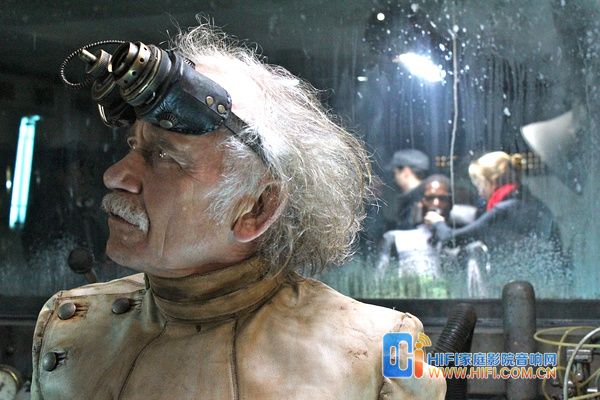 《钢铁苍穹》疯狂纳粹月球反攻危机重现 钢铁苍穹