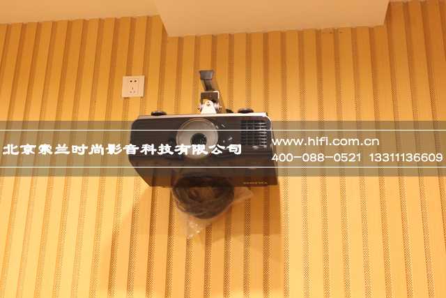 家庭影院方案设计应了解的投影机投影方式 20170518050359516