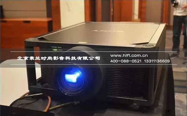索尼布局4K HDR 怪兽级新品VPL-VW5000家庭影院投影机亮相北京 20170523032018671