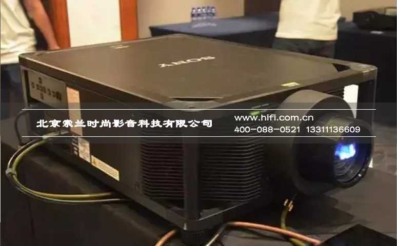 索尼布局4K HDR 怪兽级新品VPL-VW5000家庭影院投影机亮相北京 20170523032028121