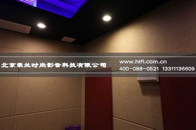 小房间私人影院装修方案之嵌入为主 20170616022022751