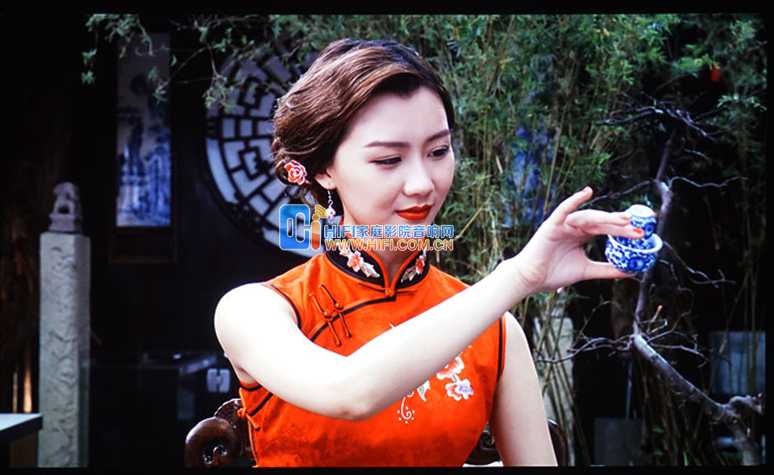轻量&亲民 明基新作W1700轻4K家庭影院投影机测评 20180402050449790