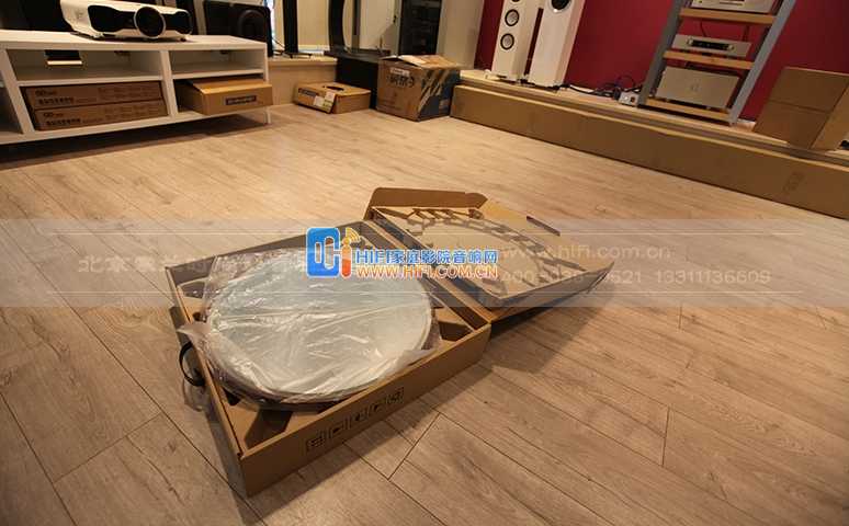 AI魔镜新品开箱 智慧生活一触即发 20180417040123734