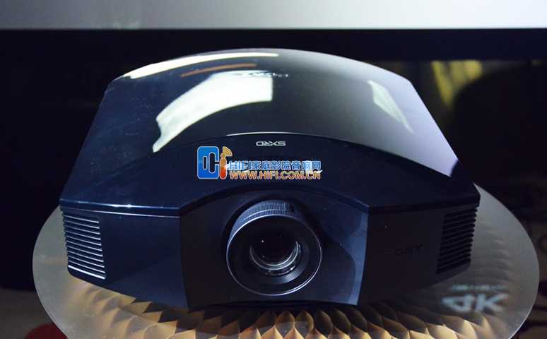 面向主流市场 索尼家用投影机VPL-HW69/VPL-HW49新品发布 20180419045501958