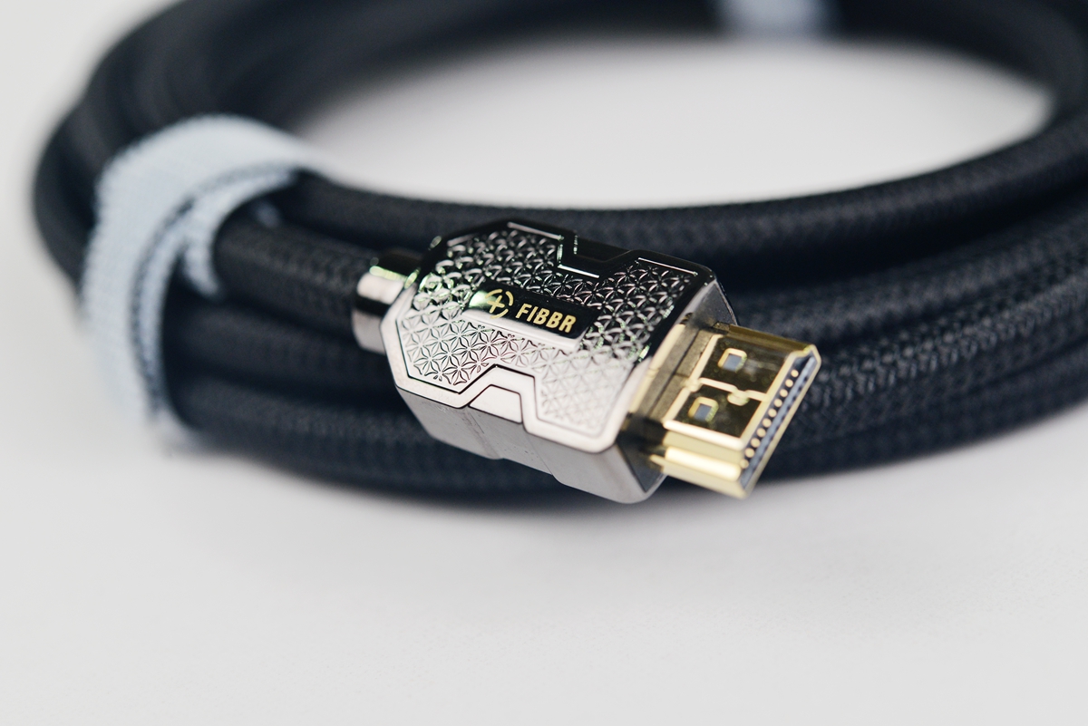FIBBR推出的Snowflake冰晶系列HDMI2.1超高清镀银铜线 20220412103514367