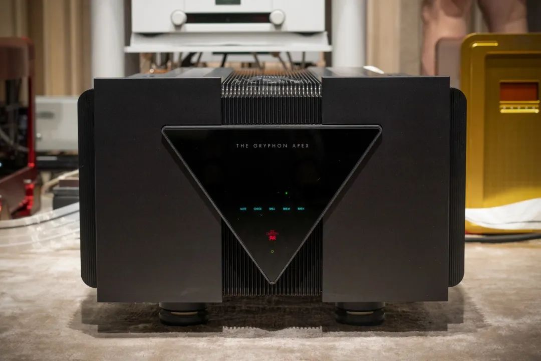 丹麦贵丰 Gryphon Audio Apex 顶峰后级的出现 20220715035644784