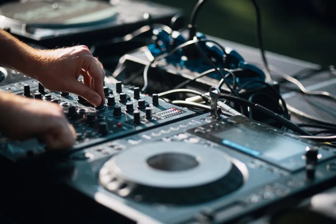 音响上的ECHO 、BASS、TREBLE代表什么意思? 20220728044922884