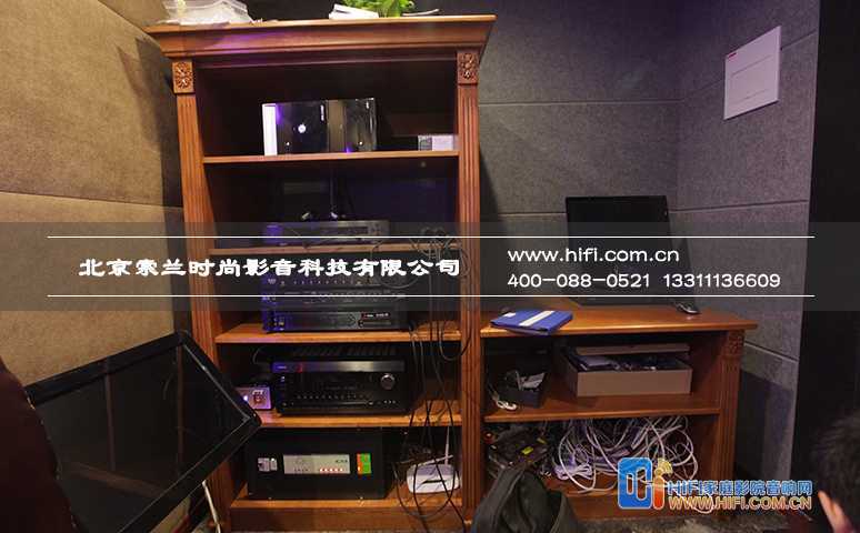 炫丽与时尚的融合,御墅临枫多功能家庭影院设计方案 定制设备架子