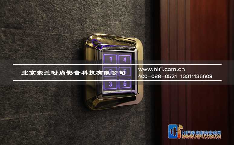 炫丽与时尚的融合,御墅临枫多功能家庭影院设计方案 智能遥控面板