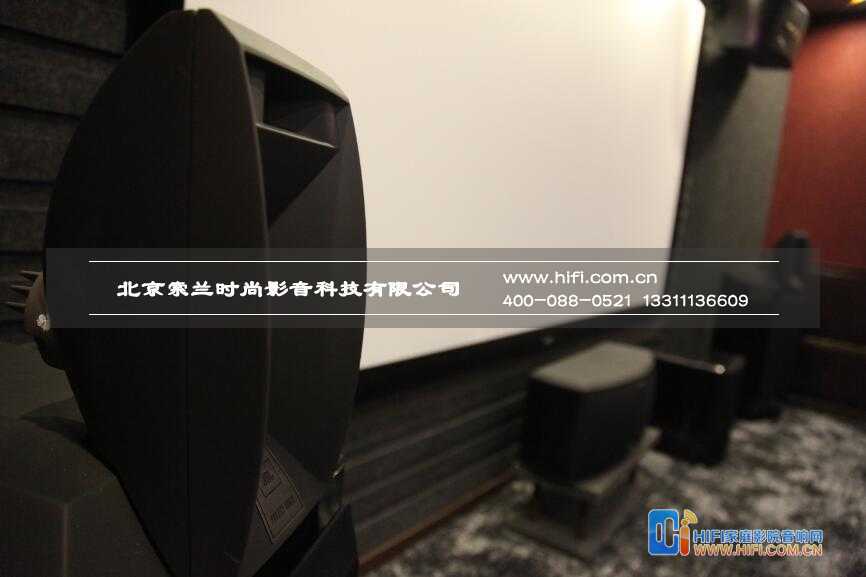 复式楼顶层建成豪华家庭影院 JBL ARRAY
