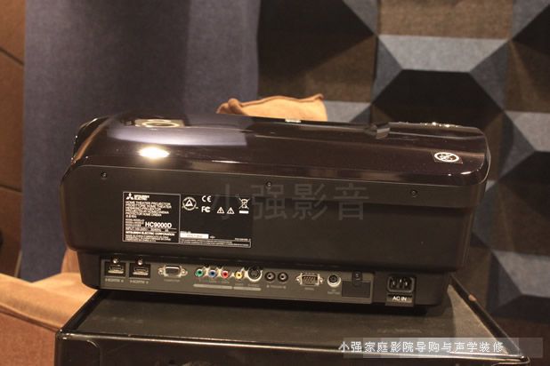 优质2D画面与先进的3D技术结合下的三菱HC9000D \
