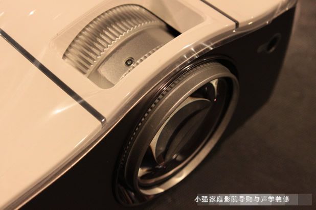 高清入门新境界明基W1200投影实景呈现 明基W1200